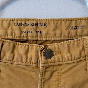 Banana Republic Khaki Travel Jeans 31x32